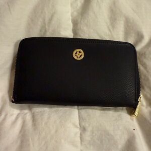 Ora Delphine black leather wallet